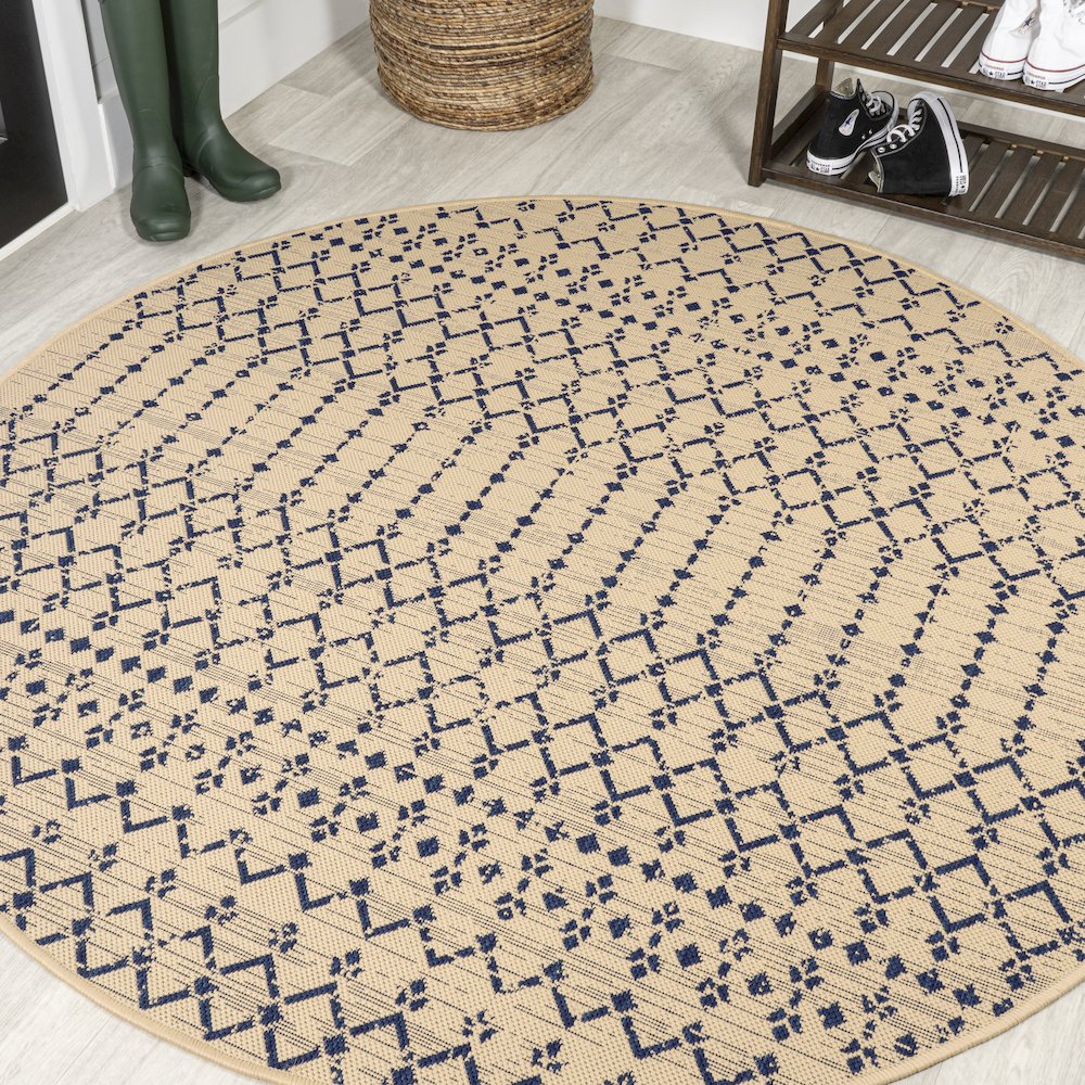 Ourika Moroccan Geometric Textured Weave Indoor/Outdoor Round Rug. Picture 2