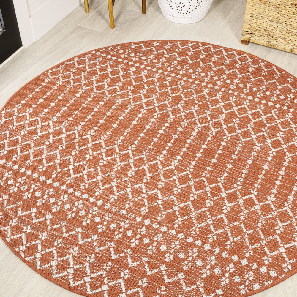 Ourika Moroccan Geometric Textured Weave Indoor/Outdoor Round Rug. Picture 2