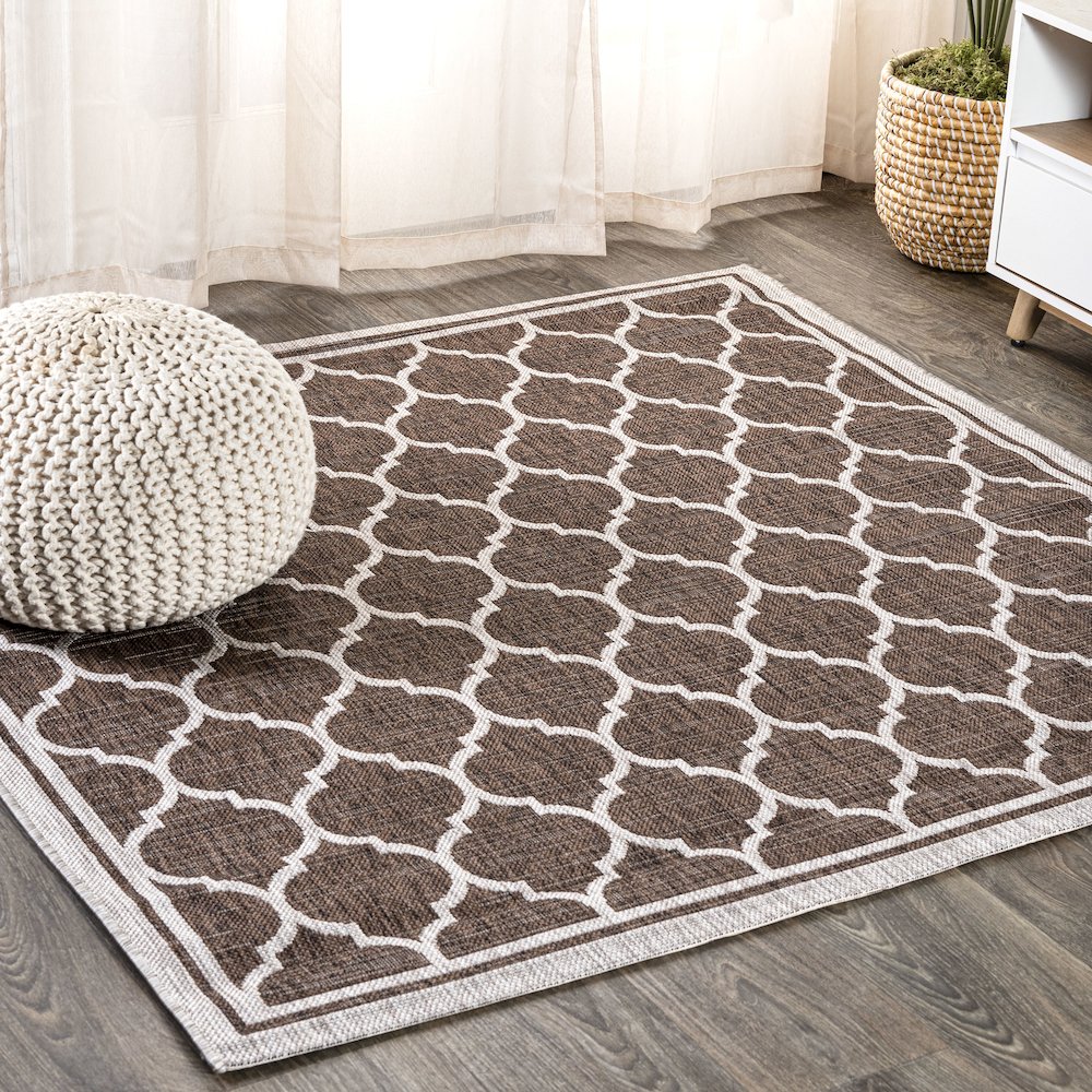 Trebol Moroccan Trellis Textured Weave Indoor/Outdoor Area Rug. Picture 2