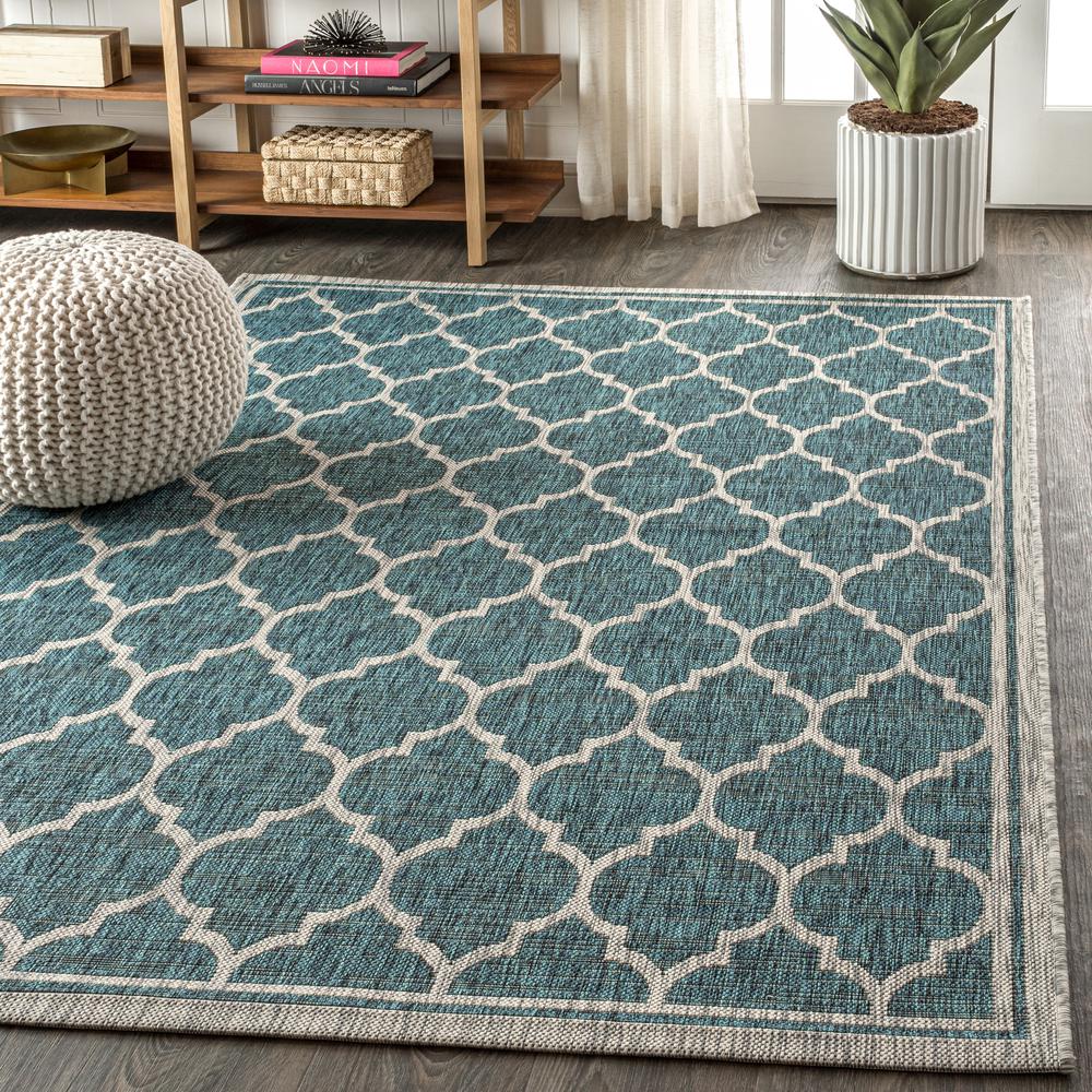 Trebol Moroccan Trellis Textured Weave Indoor/Outdoor Area Rug. Picture 4