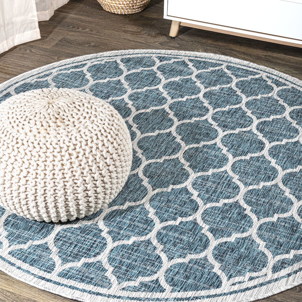 Trebol Moroccan Trellis Textured Weave Indoor/Outdoor Area Rug. Picture 2
