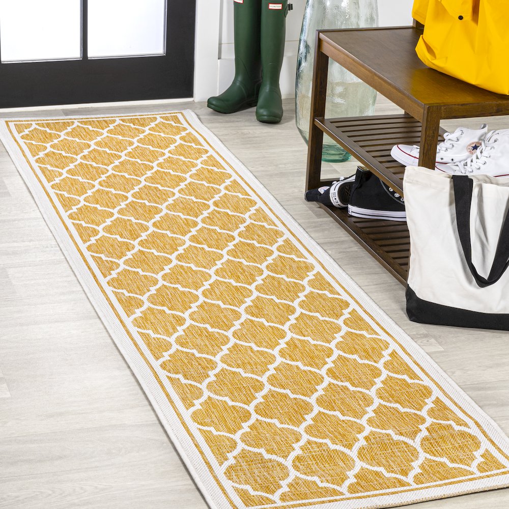 Trebol Moroccan Trellis Textured Weave Indoor/Outdoor Area Rug. Picture 2