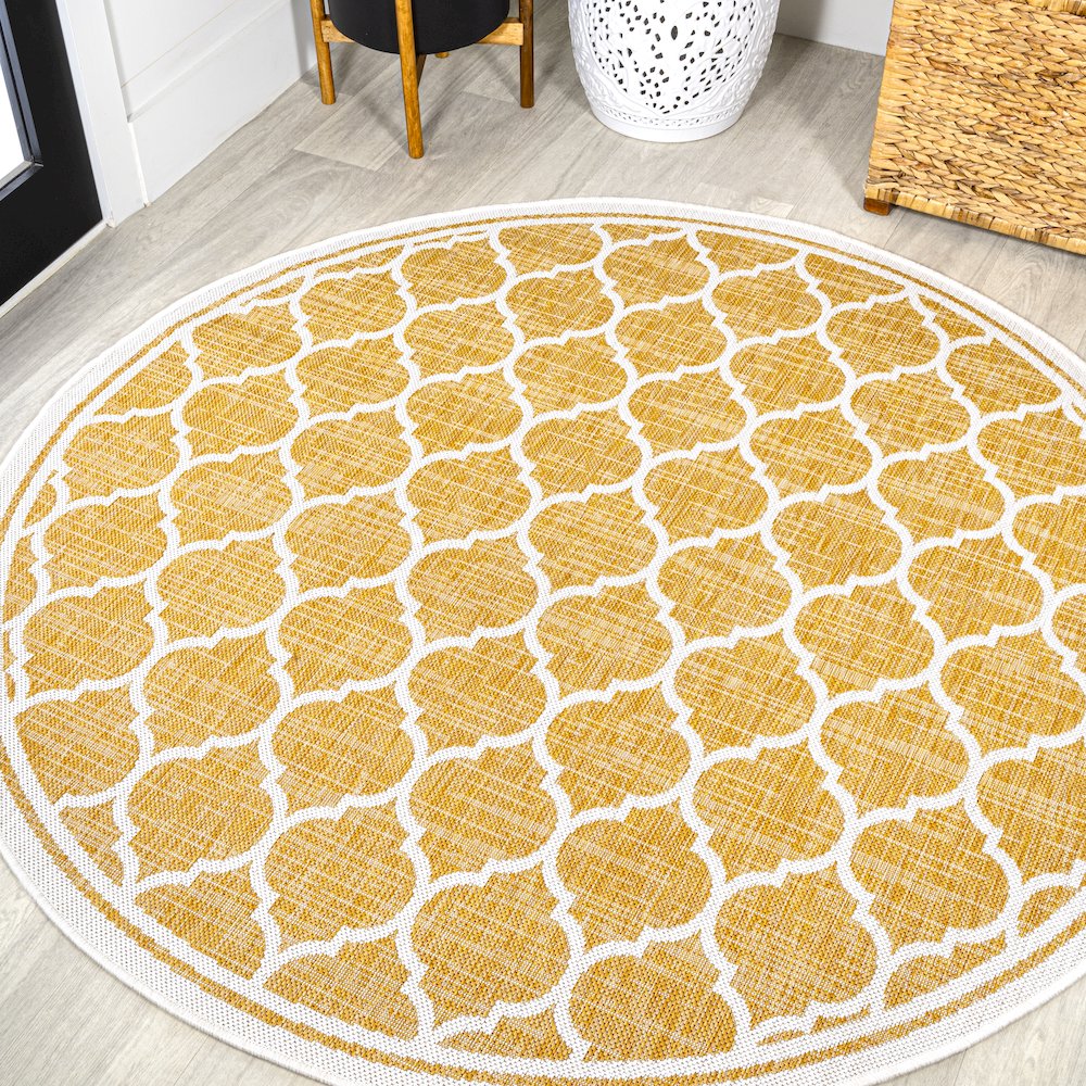 Trebol Moroccan Trellis Textured Weave Indoor/Outdoor Area Rug. Picture 2