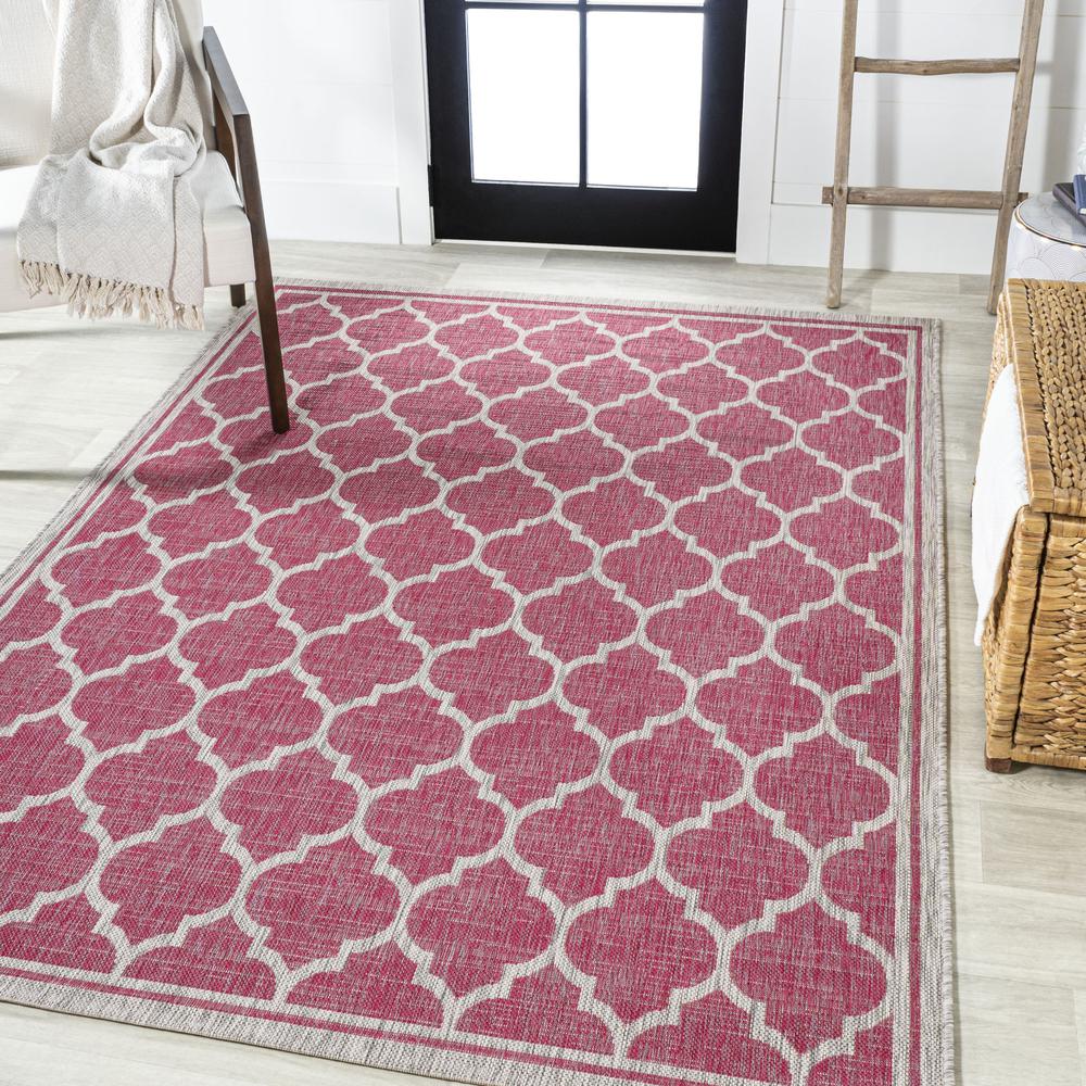 Trebol Moroccan Trellis Textured Weave Indoor/Outdoor Area Rug. Picture 3