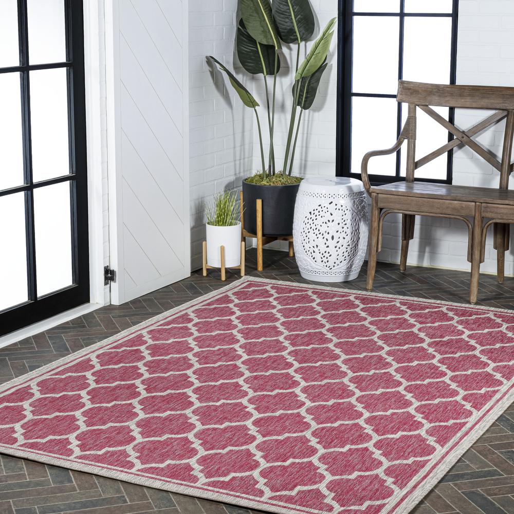 Trebol Moroccan Trellis Textured Weave Indoor/Outdoor Area Rug. Picture 10