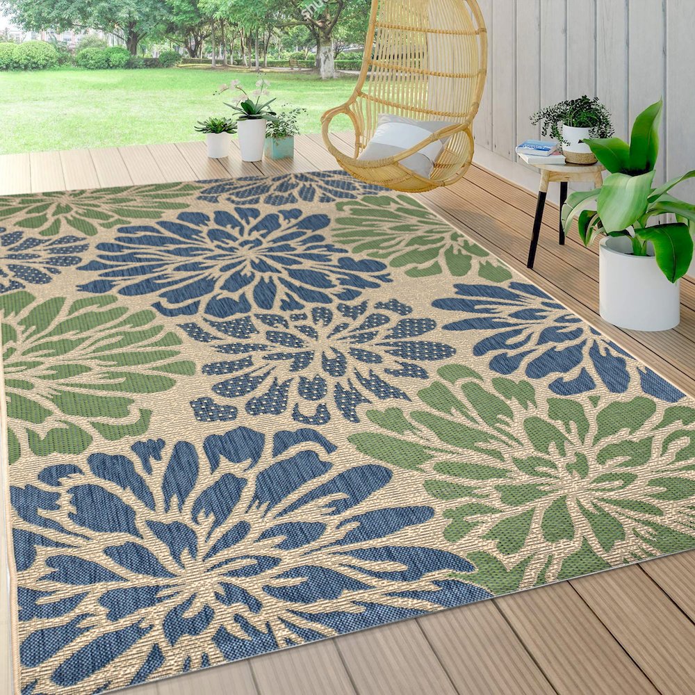 Zinnia Modern Floral Textured Weave Indoor/Outdoor Area Rug. Picture 5