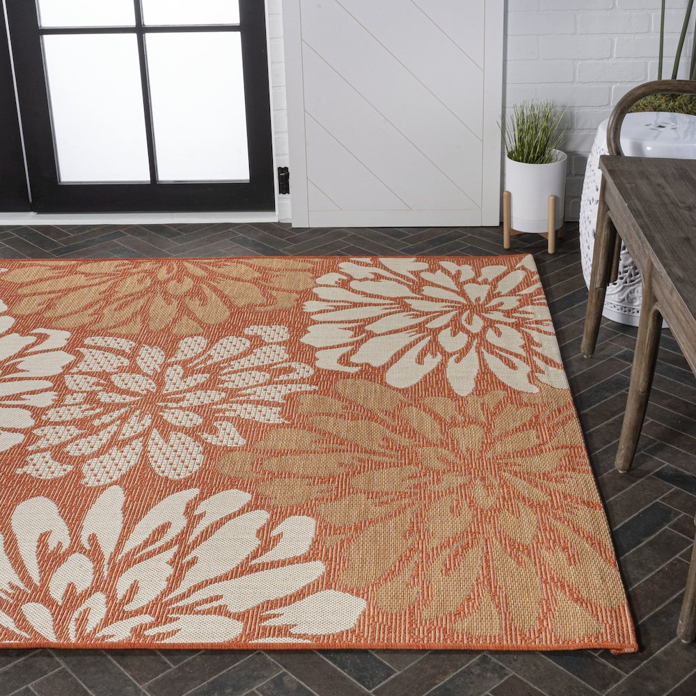 Zinnia Modern Floral Textured Weave Indoor/Outdoor Area Rug. Picture 7