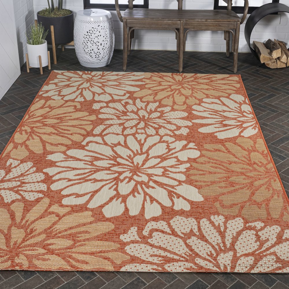 Zinnia Modern Floral Textured Weave Indoor/Outdoor Area Rug. Picture 8