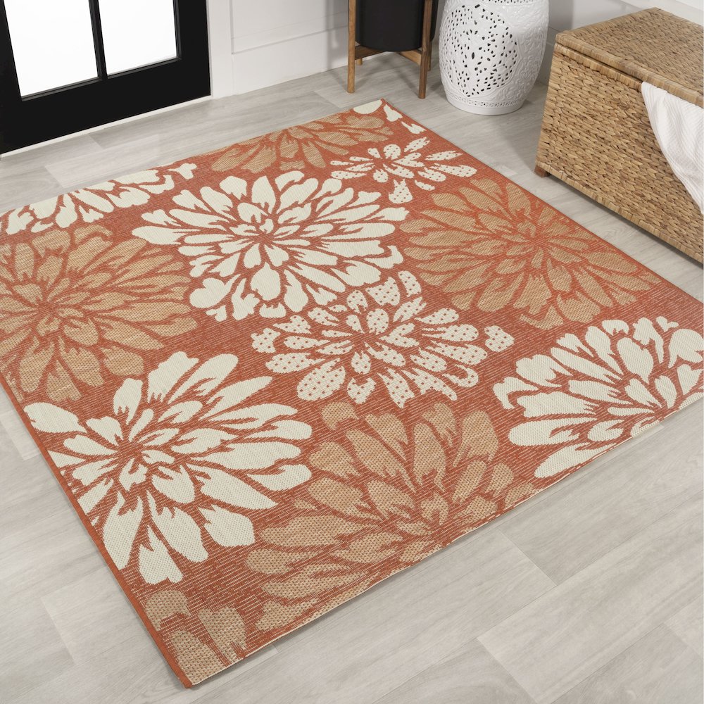 Zinnia Modern Floral Textured Weave Indoor/Outdoor Area Rug. Picture 2