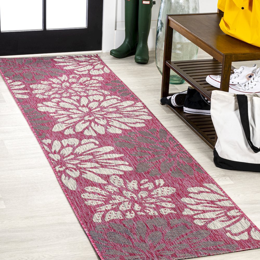 Zinnia Modern Floral Textured Weave Indoor/Outdoor Area Rug. Picture 2