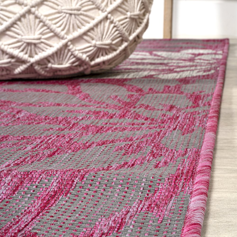 Zinnia Modern Floral Textured Weave Indoor/Outdoor Area Rug. Picture 5