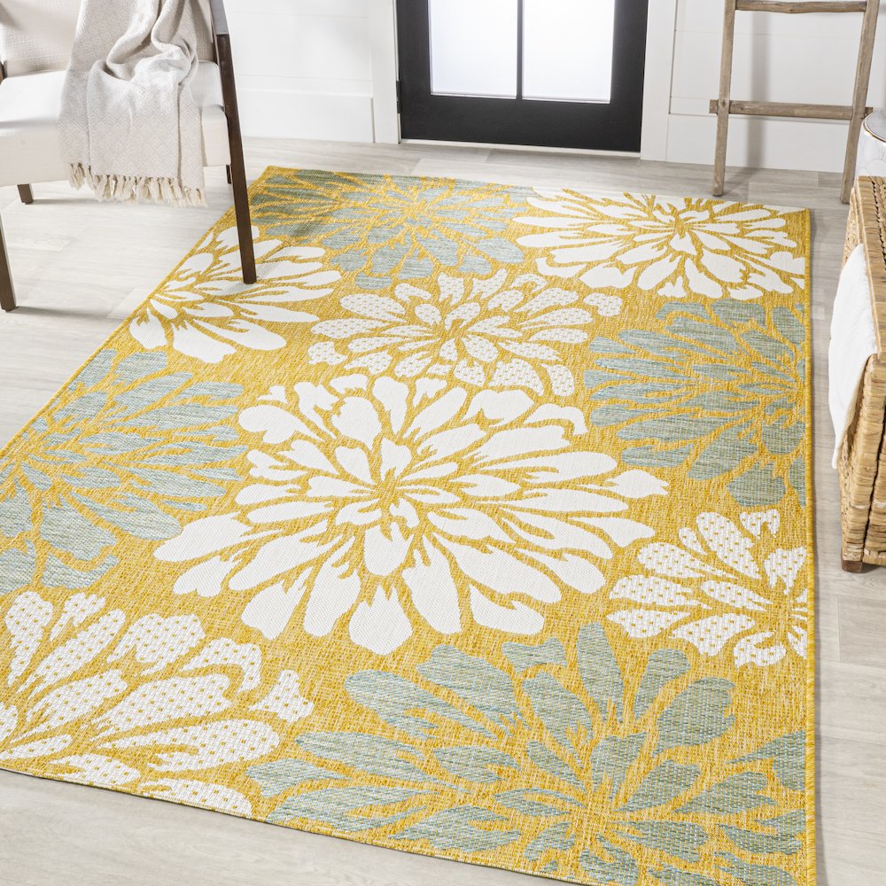 Zinnia Modern Floral Textured Weave Indoor/Outdoor Area Rug. Picture 2