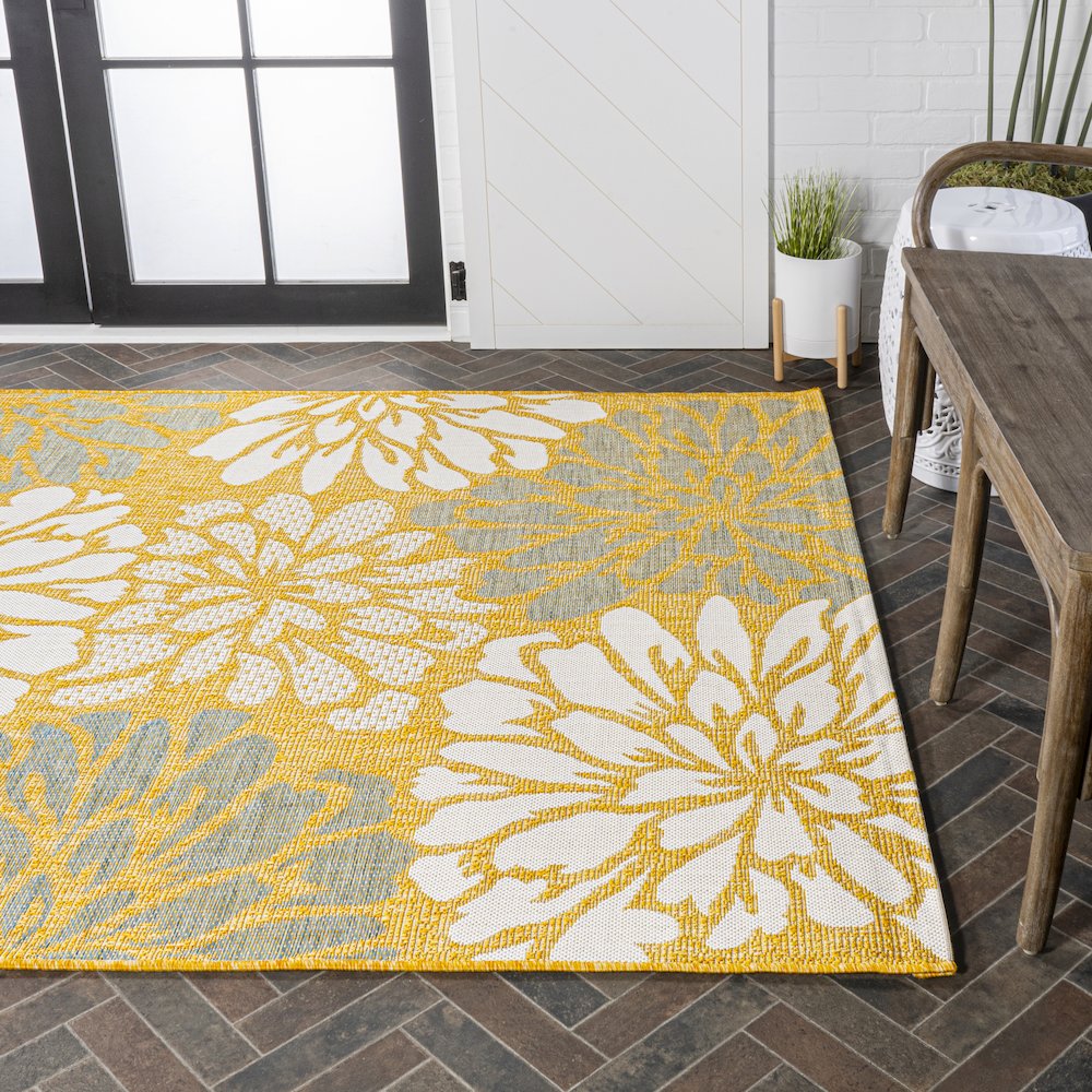 Zinnia Modern Floral Textured Weave Indoor/Outdoor Area Rug. Picture 7