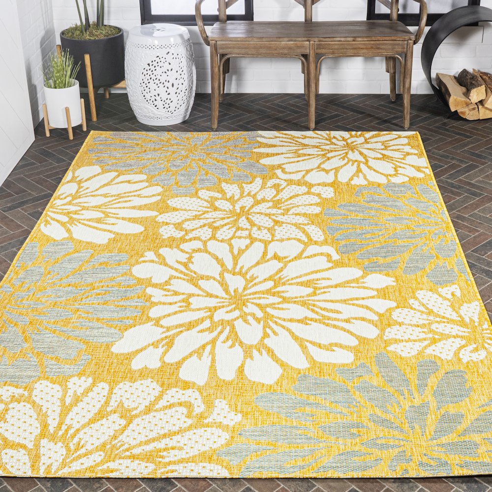 Zinnia Modern Floral Textured Weave Indoor/Outdoor Area Rug. Picture 8