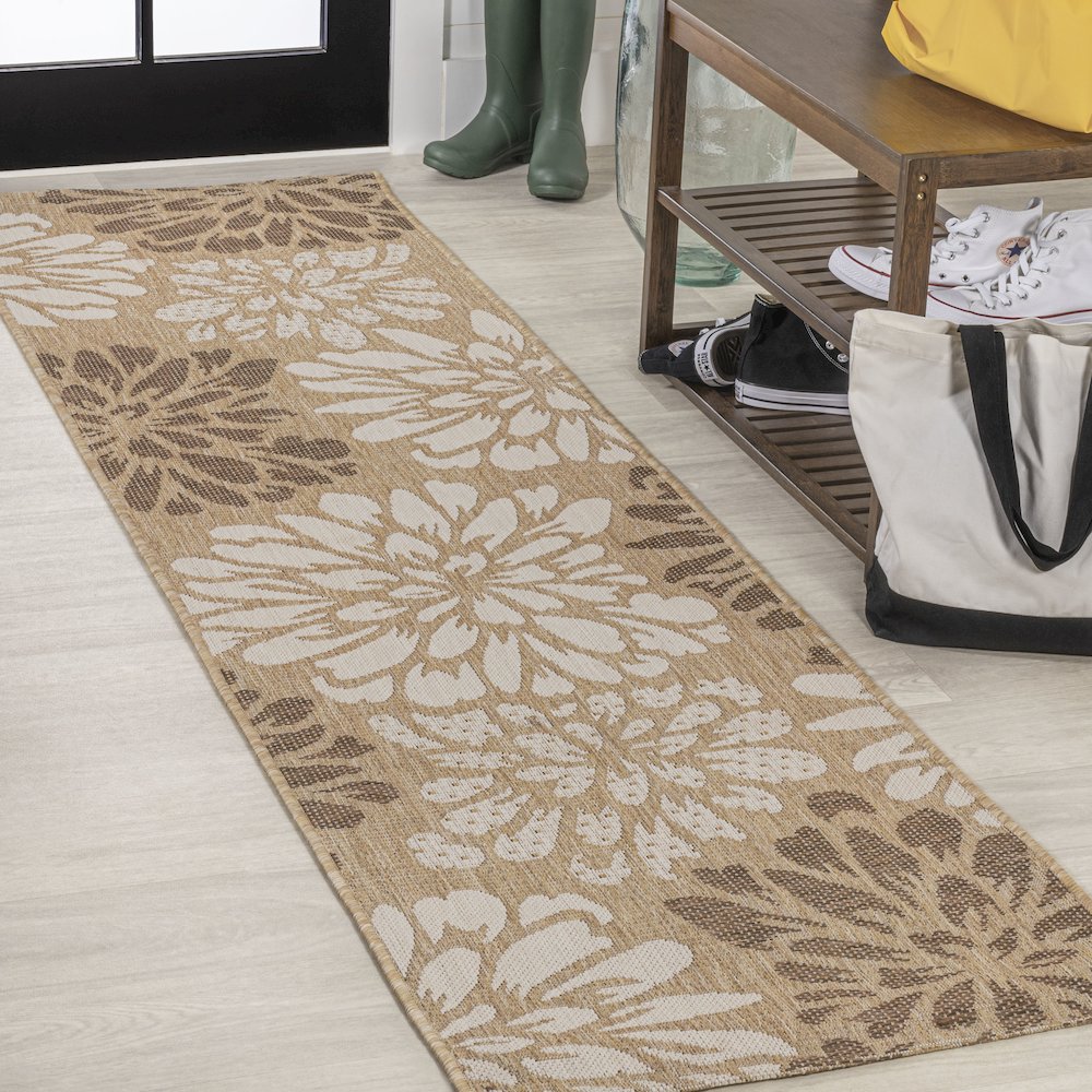Zinnia Modern Floral Textured Weave Indoor/Outdoor Area Rug. Picture 2