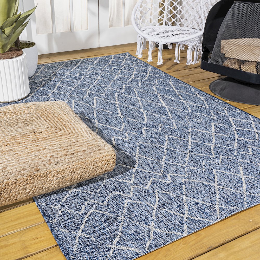 Madaba Moroccan Trellis Indoor/Outdoor Area Rug. Picture 6