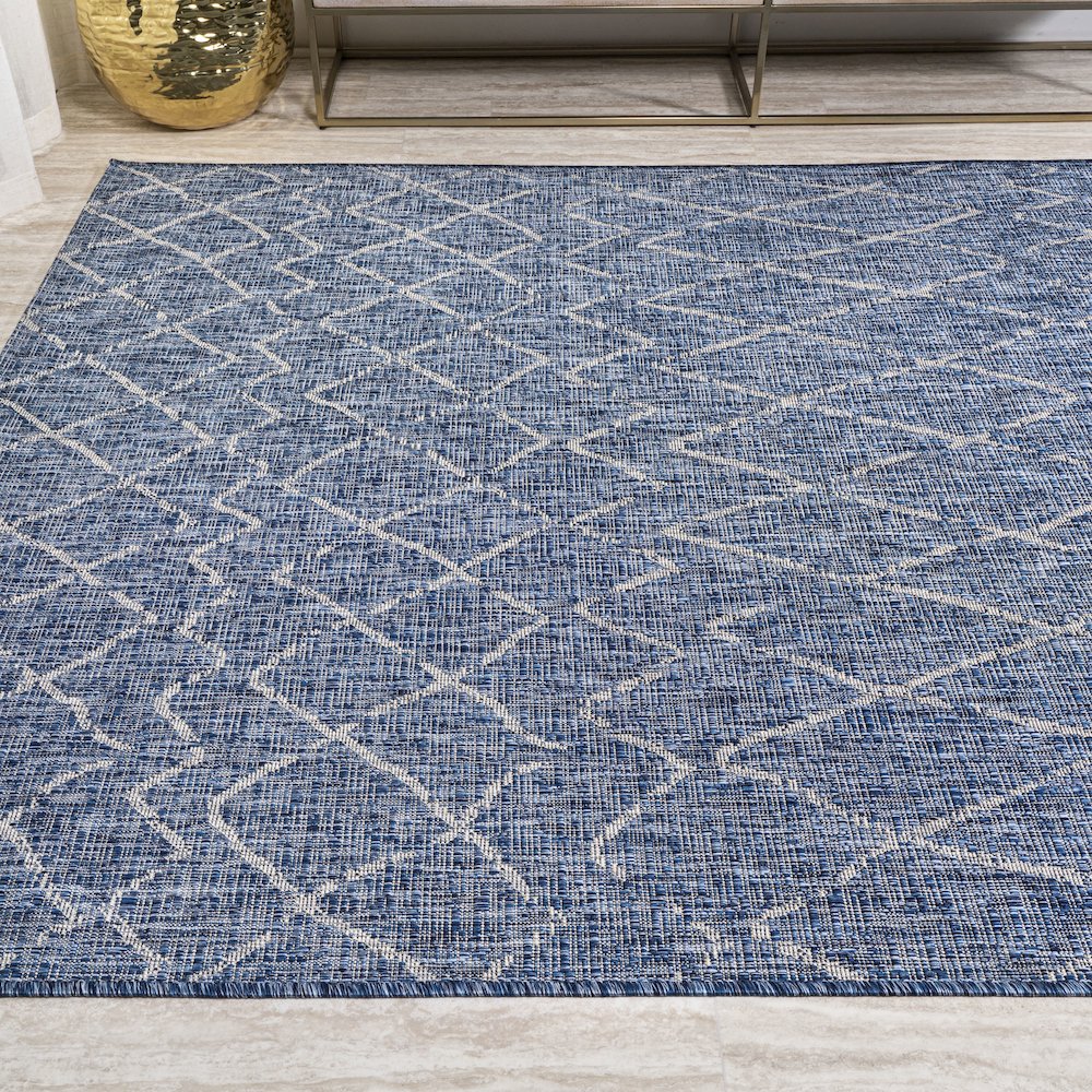 Madaba Moroccan Trellis Indoor/Outdoor Area Rug. Picture 3