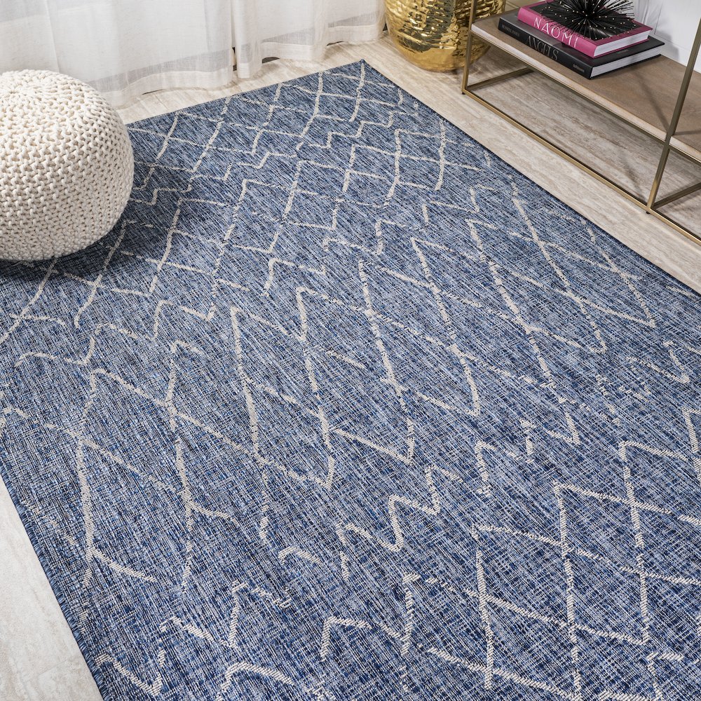 Madaba Moroccan Trellis Indoor/Outdoor Area Rug. Picture 4