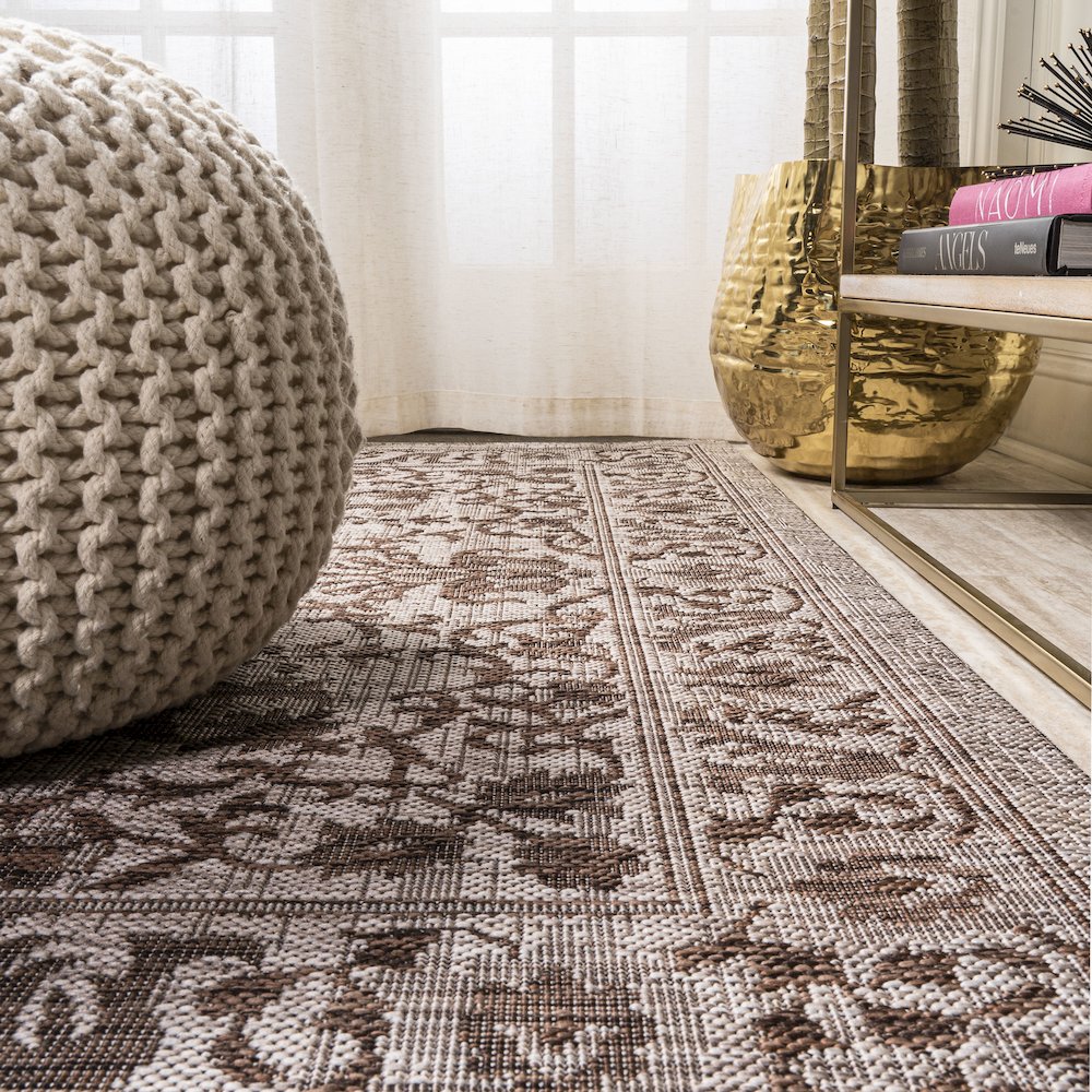 Jerash Ornate Medallion Indoor/Outdoor Area Rug. Picture 7