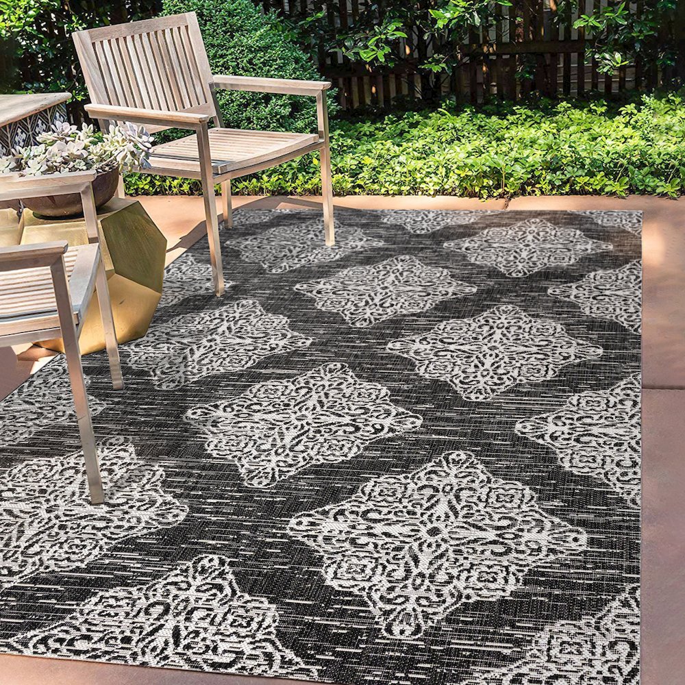 Tuscany Ornate Medallions Indoor/Outdoor Area Rug. Picture 5