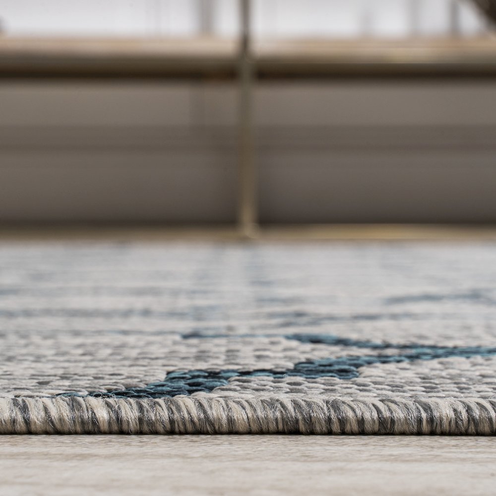 Arabesque Ogee Trellis Indoor/Outdoor Area Rug. Picture 10