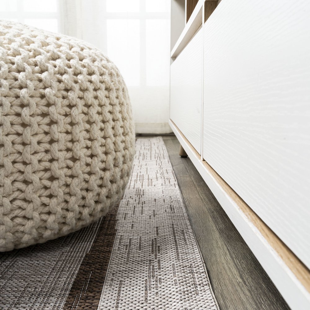 Colonia Berber Stripe Indoor/Outdoor Area Rug. Picture 7