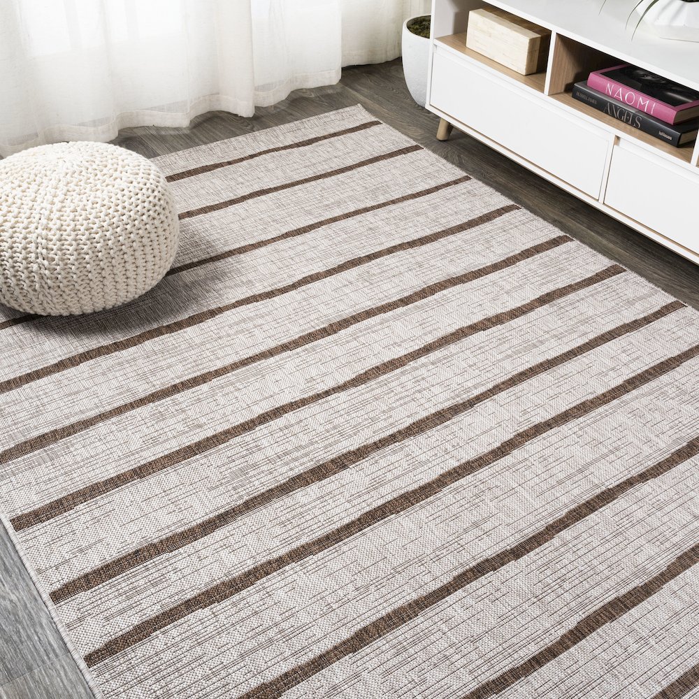 Colonia Berber Stripe Indoor/Outdoor Area Rug. Picture 4