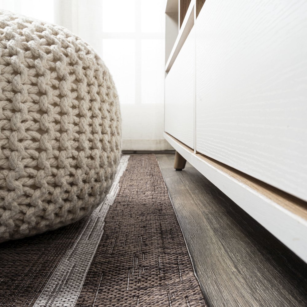 Colonia Berber Stripe Indoor/Outdoor Area Rug. Picture 7