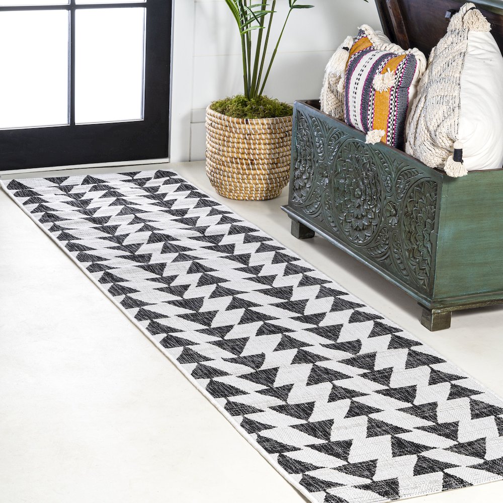 Andratx Modern Tribal Geometric Indoor/Outdoor Area Rug. Picture 2