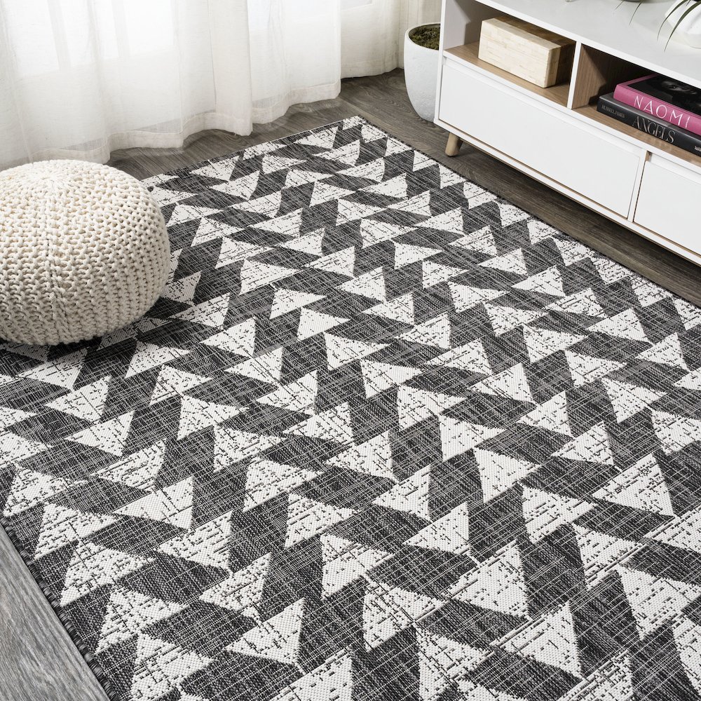 Andratx Modern Tribal Geometric Indoor/Outdoor Area Rug. Picture 4