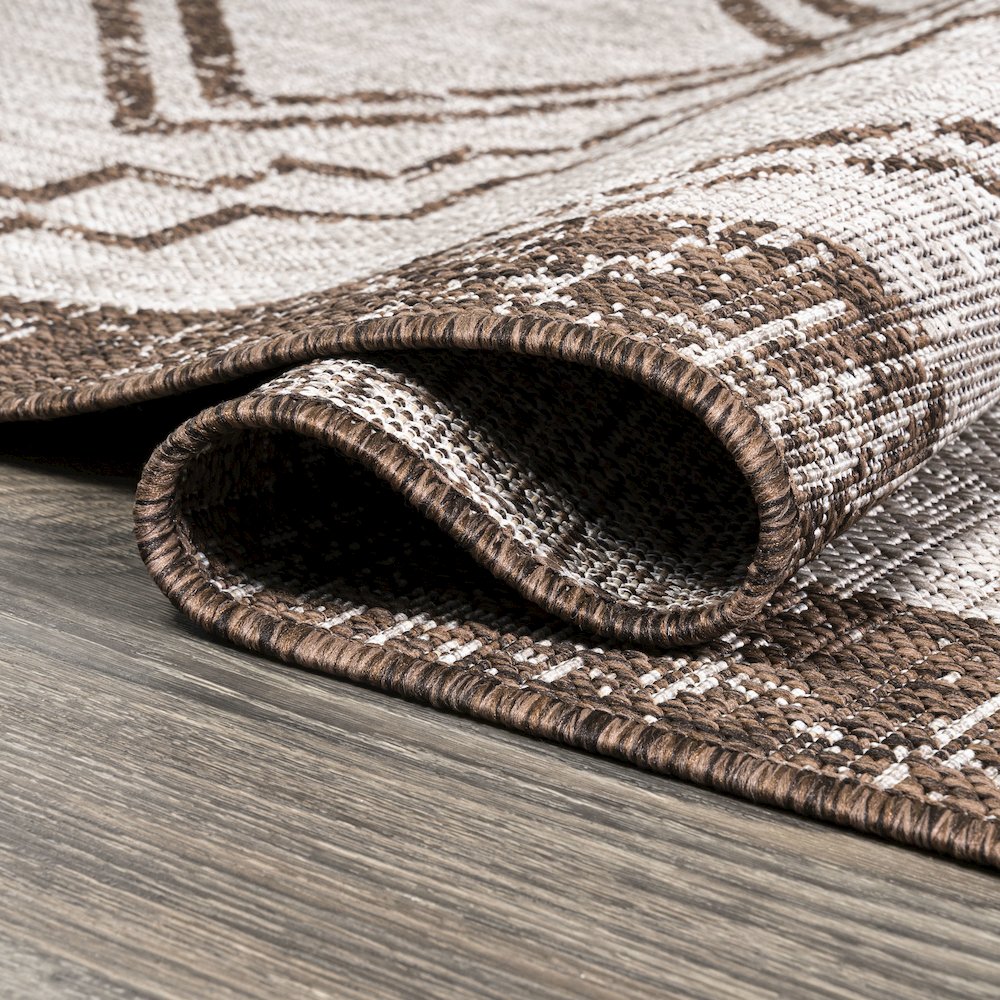 Marokko Diamond Tribal Medallion Indoor/Outdoor Area Rug. Picture 8