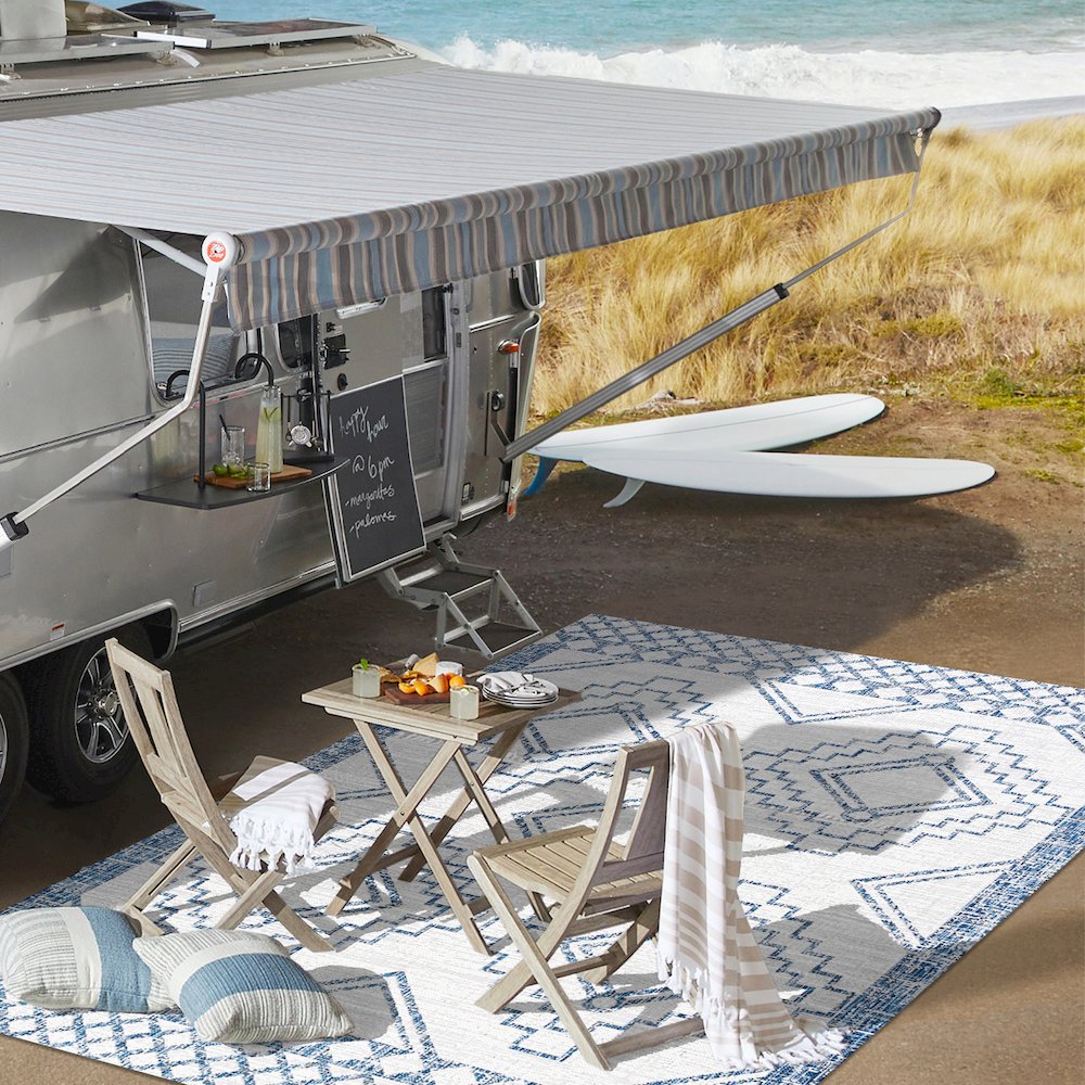 Marokko Diamond Tribal Medallion Indoor/Outdoor Area Rug. Picture 9