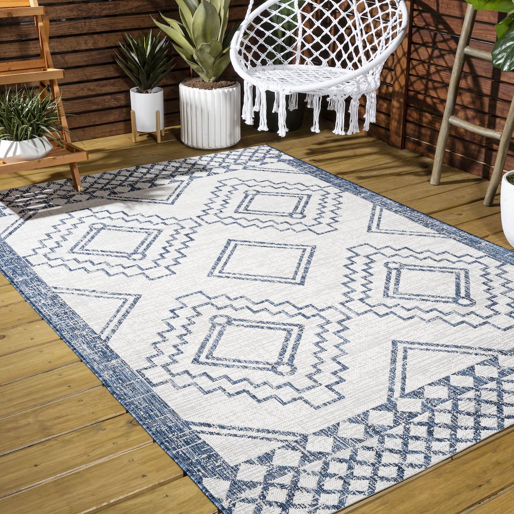Marokko Diamond Tribal Medallion Indoor/Outdoor Area Rug. Picture 7