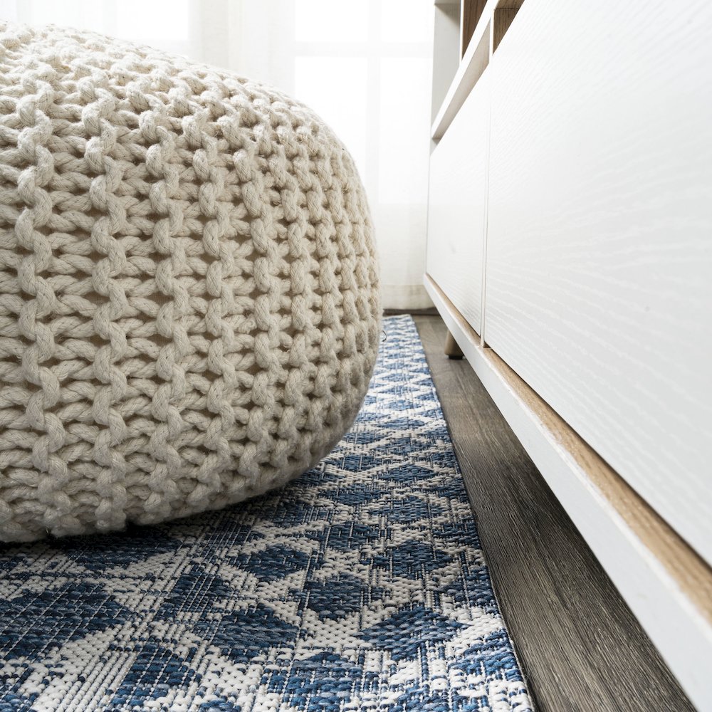 Marokko Diamond Tribal Medallion Indoor/Outdoor Area Rug. Picture 7