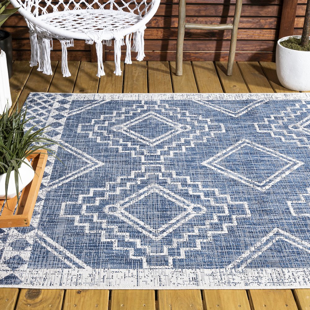 Marokko Diamond Tribal Medallion Indoor/Outdoor Area Rug. Picture 8