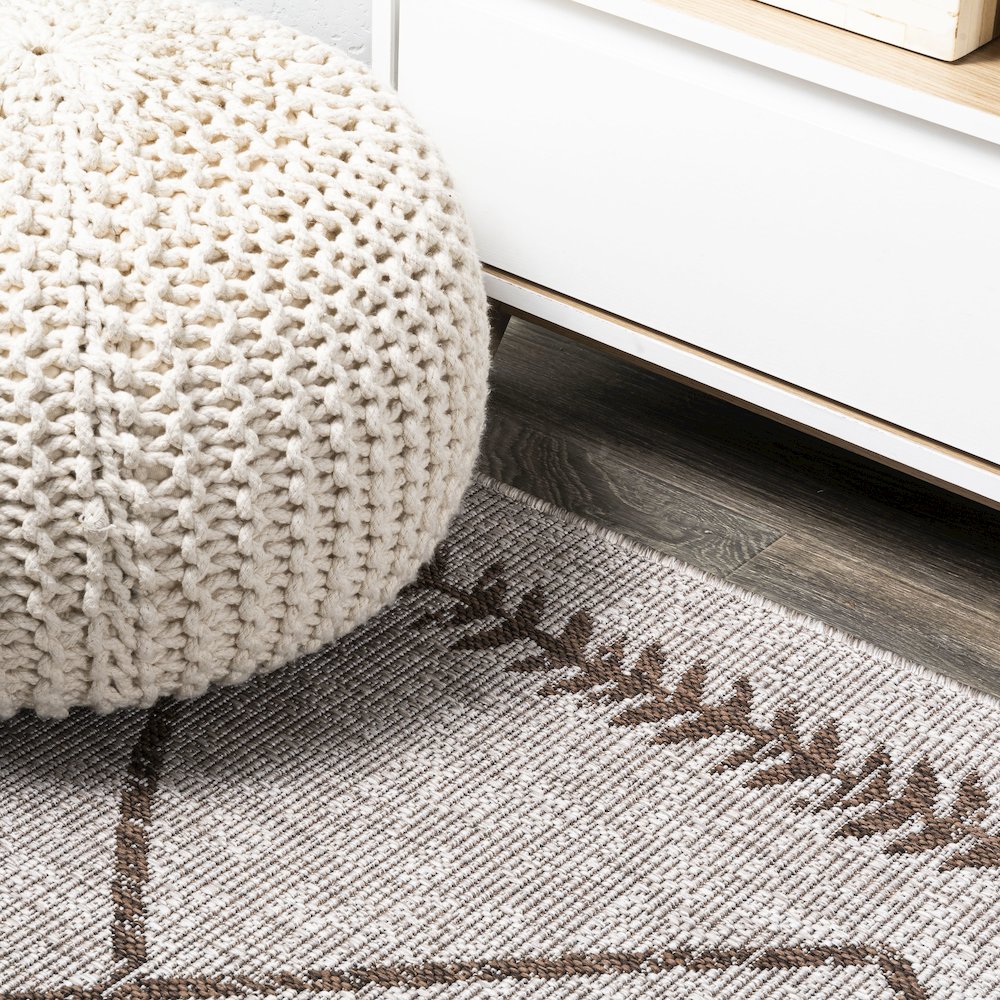 Derya Tribal Diamond Trellis Indoor/Outdoor Area Rug. Picture 5