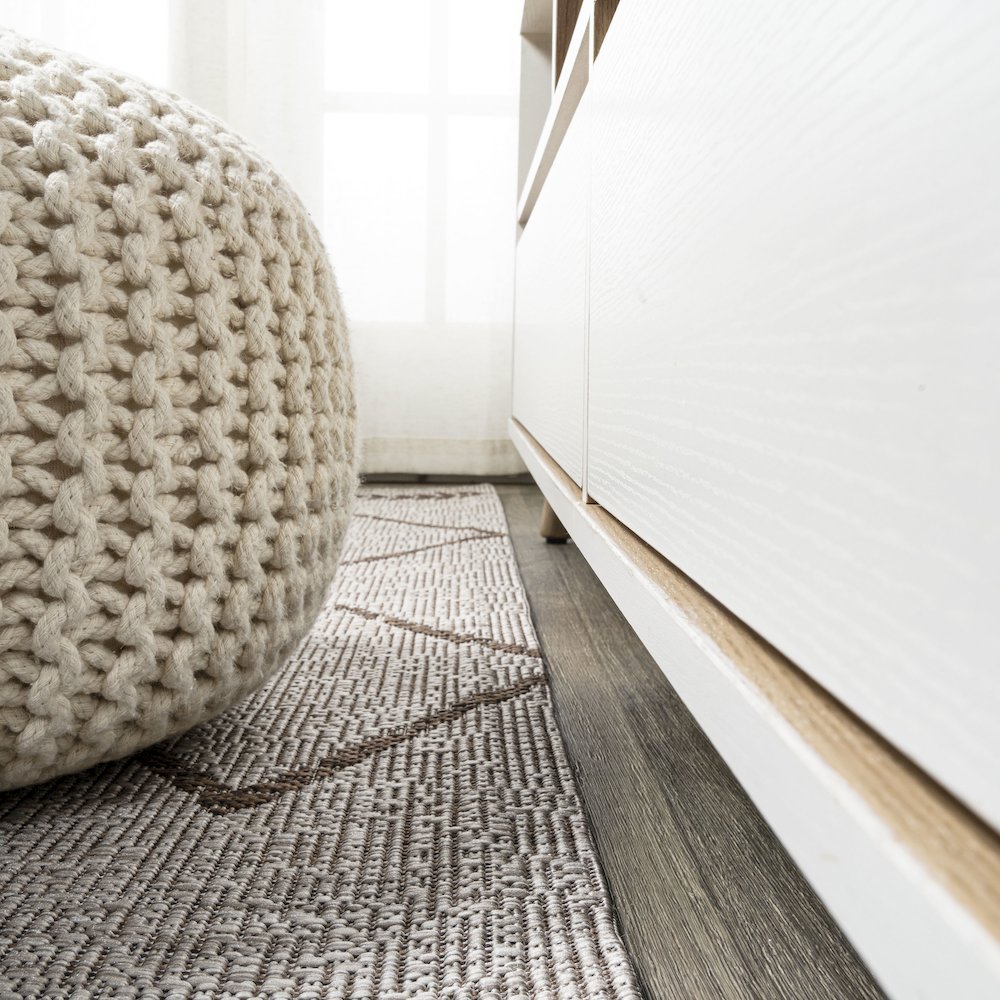 Derya Tribal Diamond Trellis Indoor/Outdoor Area Rug. Picture 7