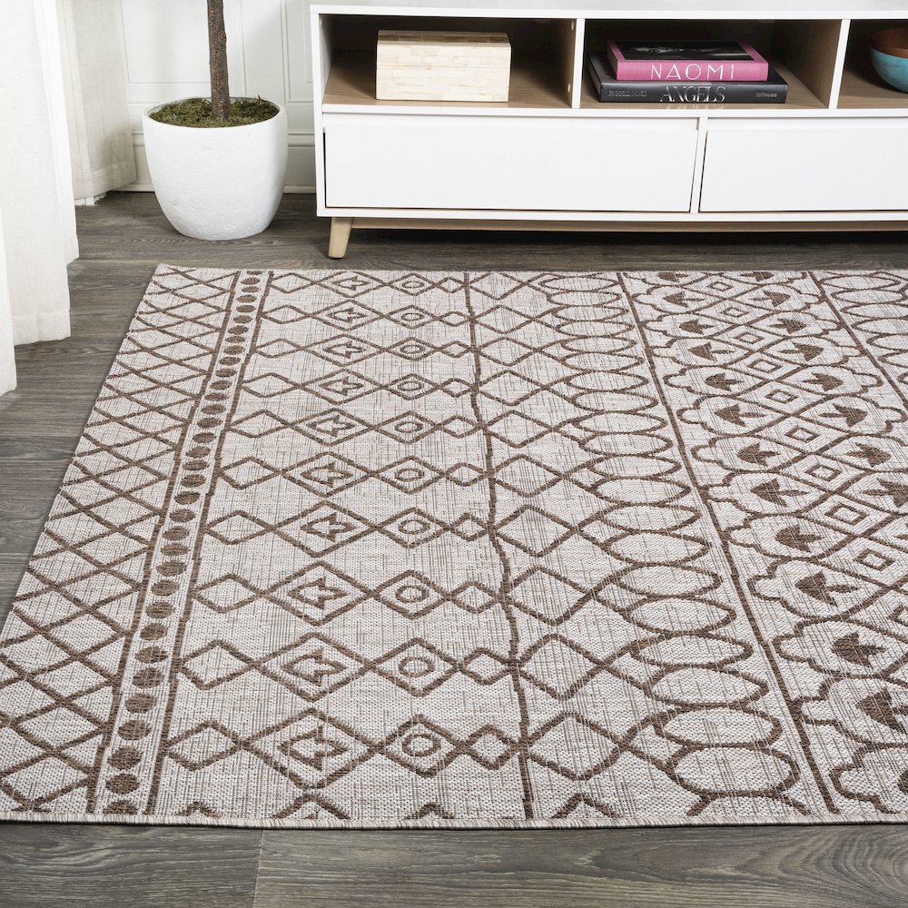 Kafel Tribal Bohemian Indoor/Outdoor Area Rug. Picture 3