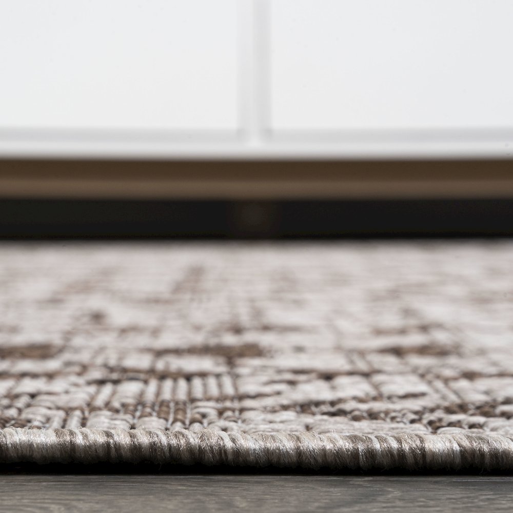 Tokay Bohemian Geometric Indoor/Outdoor Area Rug. Picture 11