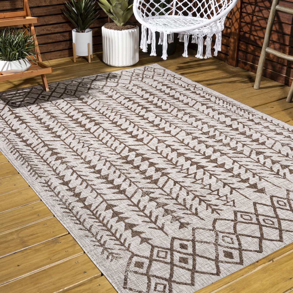 Tokay Bohemian Geometric Indoor/Outdoor Area Rug. Picture 7