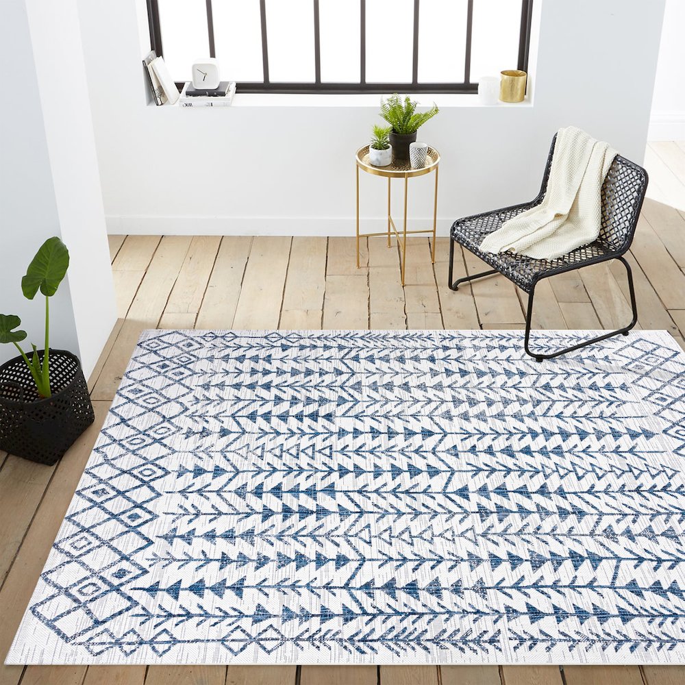 Tokay Bohemian Geometric Indoor/Outdoor Area Rug. Picture 16