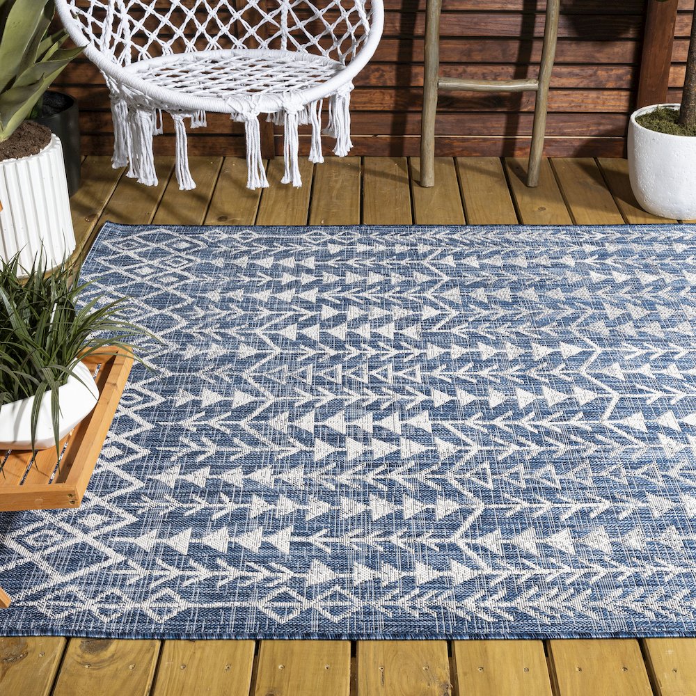 Tokay Bohemian Geometric Indoor/Outdoor Area Rug. Picture 8
