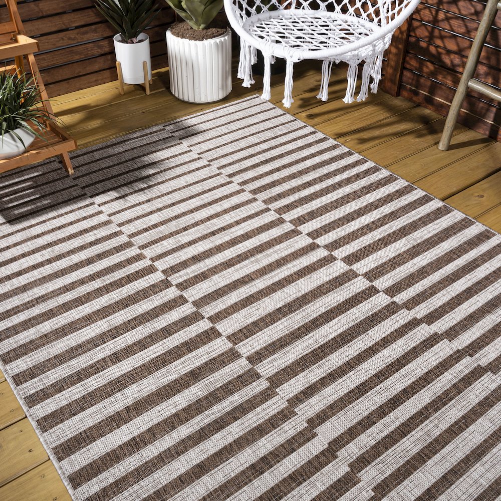 Sukie Modern Offset Stripe Indoor/Outdoor Area Rug. Picture 9