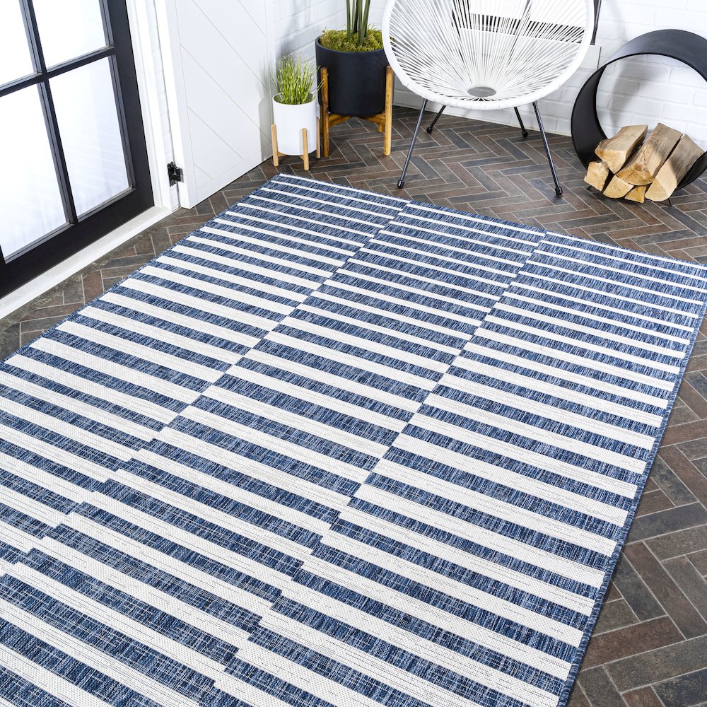 Sukie Modern Offset Stripe Indoor/Outdoor Area Rug. Picture 8