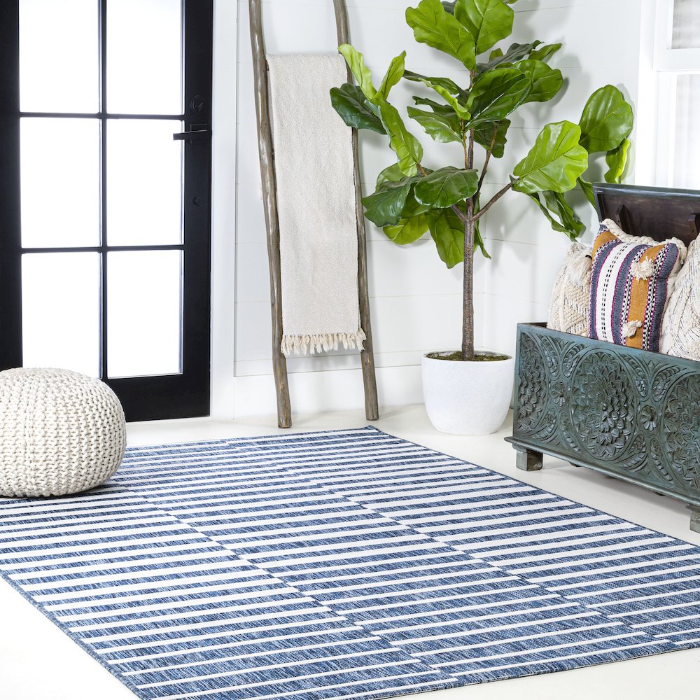 Sukie Modern Offset Stripe Indoor/Outdoor Area Rug. Picture 5