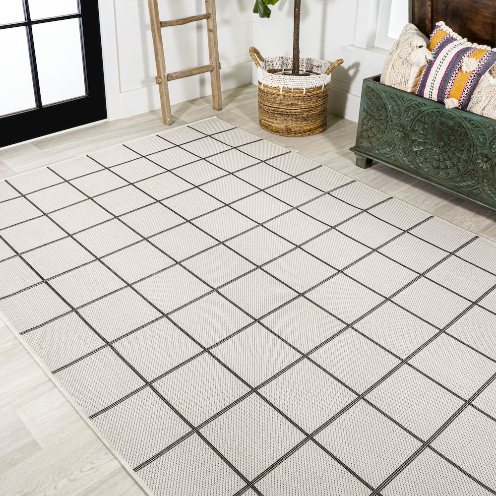 Grid Modern Squares Indoor/Outdoor Area Rug. Picture 4