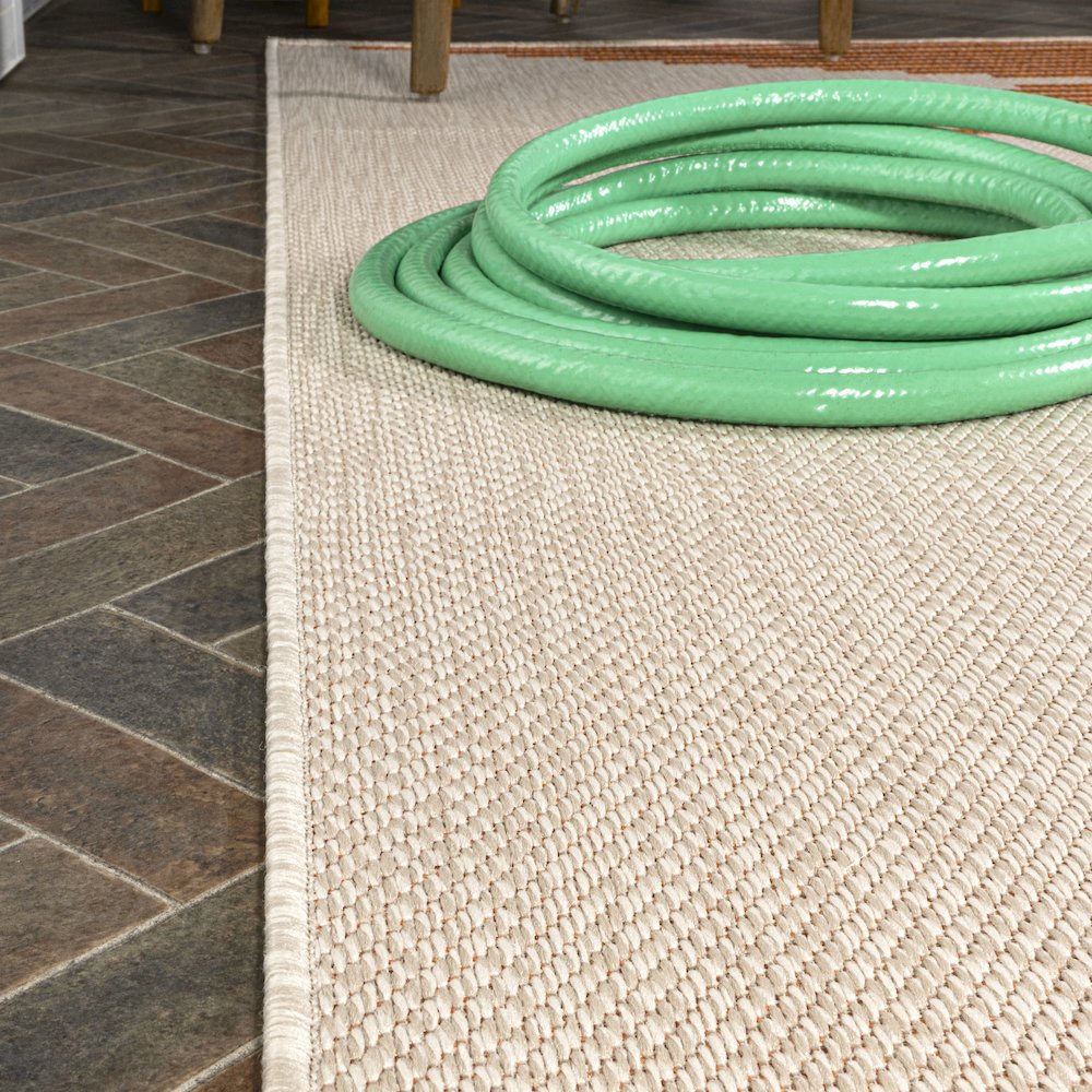 Vinales Diamond Stripe Indoor/Outdoor Area Rug. Picture 5