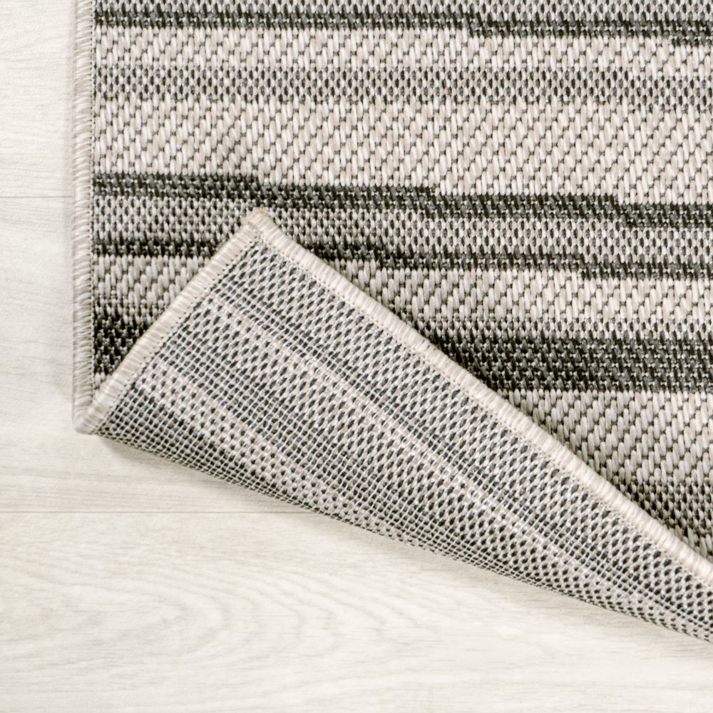 Castara Wavy Stripe Modern Indoor/Outdoor Area Rug. Picture 3