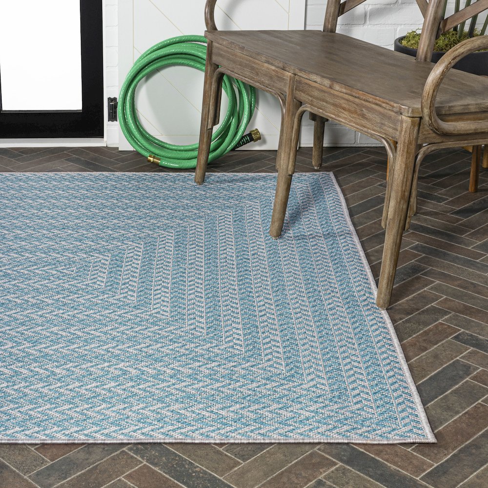 Chevron Modern Concentric Squares Indoor/Outdoor Area Rug. Picture 7
