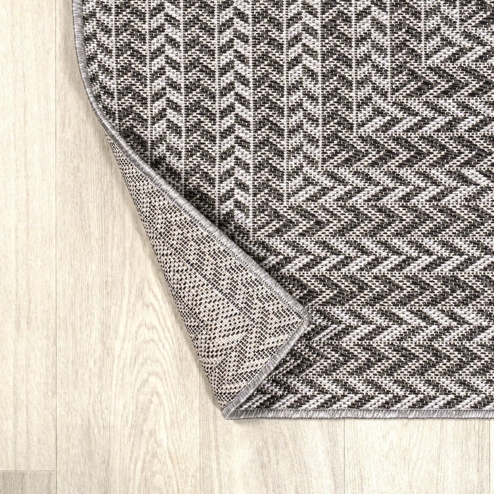 Chevron Modern Concentric Squares Indoor/Outdoor Area Rug. Picture 3